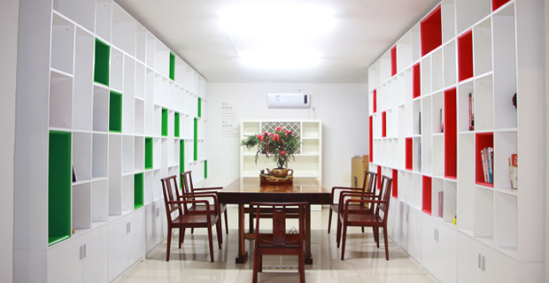 良好辦公室環境辦公家具展示