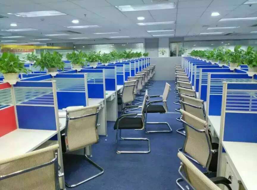 開放區(qū)辦公家具屏風卡位實拍圖